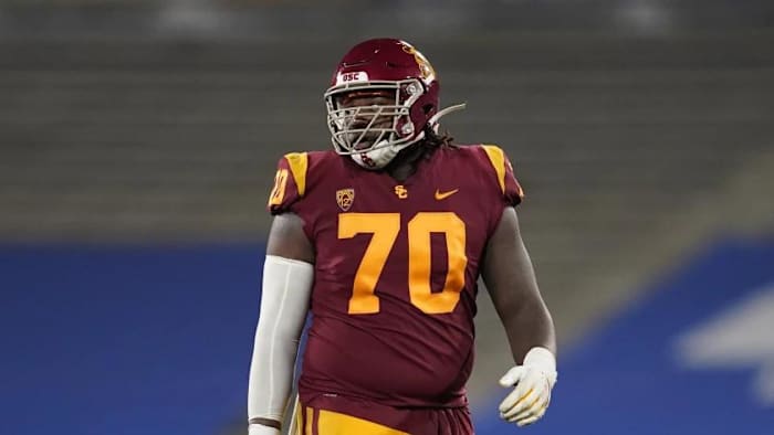 Jalen McKenzie, T, USC